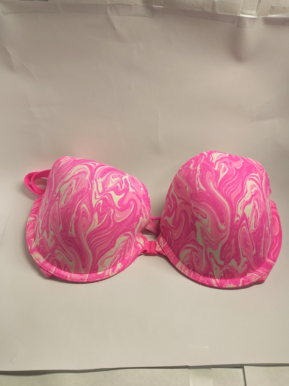 PINK Victoria’s Secret Bra 32DD Hot Pink Marble Push Up NWT